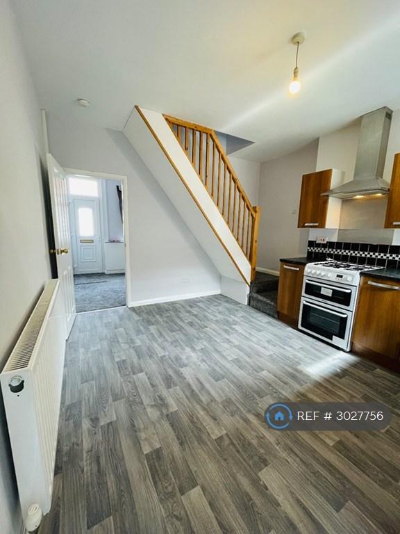 House in Netherfield, Nottingham - More