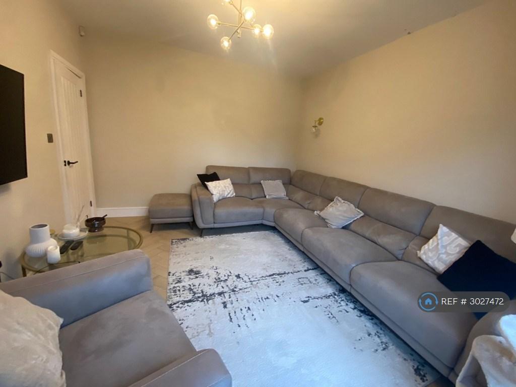 House in Leicester - More