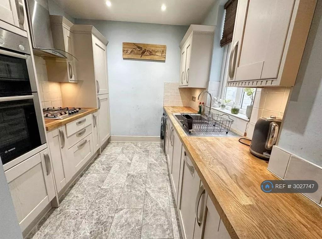 House in London, Greenford - View 3