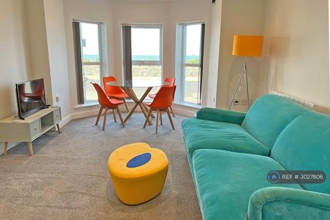 2 bed flat/apartment for rent in Royal Esplanade, Margate, CT9