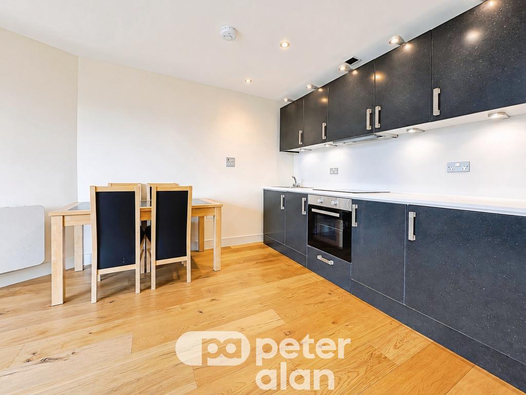 Apartment in Cardiff, Castle - View 5