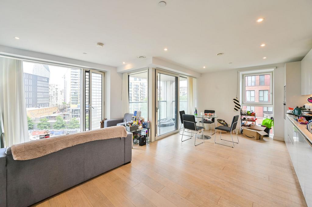 Apartment in London - View 3