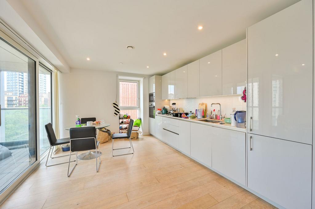Apartment in London - View 4