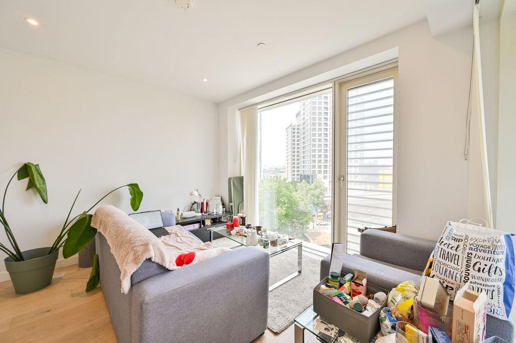 Apartment in London - View 5