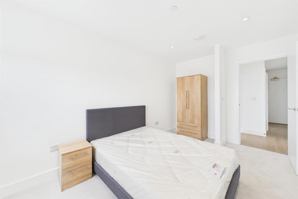 Apartment in London - More
