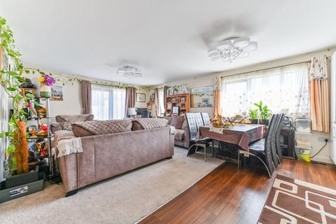 undefined, Cairns Avenue, Streatham Vale, London, SW16