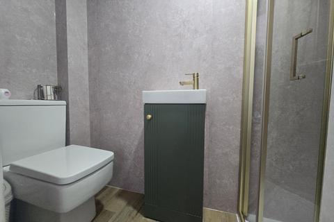 1 bedroom flat to rent, West Cliff, Dawlish, EX7