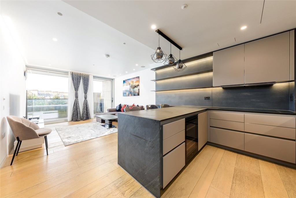 Apartment in Victoria - More