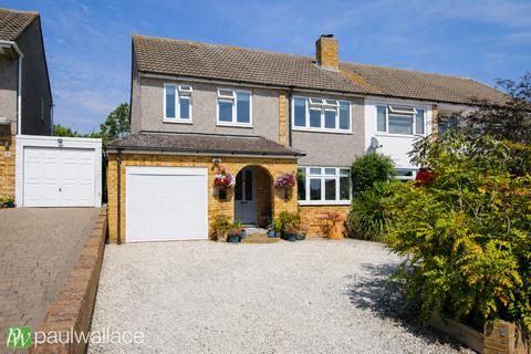 4 bedroom semi-detached house for sale, Cheffins Road, Hoddesdon|Extended Open-Plan Living|60' Rear Garden|Driveway and Garage