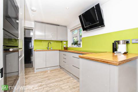 4 bedroom semi-detached house for sale, Cheffins Road, Hoddesdon|Extended Open-Plan Living|60' Rear Garden|Driveway and Garage