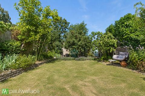 4 bedroom semi-detached house for sale, Cheffins Road, Hoddesdon|Extended Open-Plan Living|60' Rear Garden|Driveway and Garage
