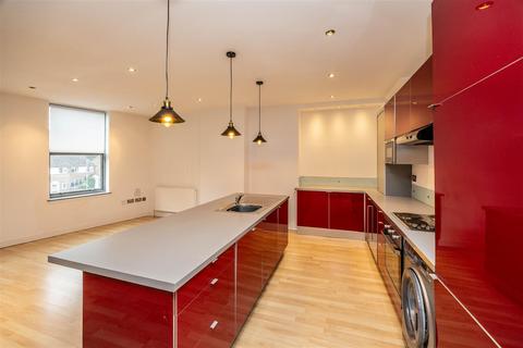 1 bedroom apartment for sale, Wakefield Road, Halifax HX3