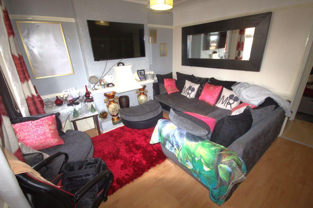 House in Birmingham, West Midlands - View 3