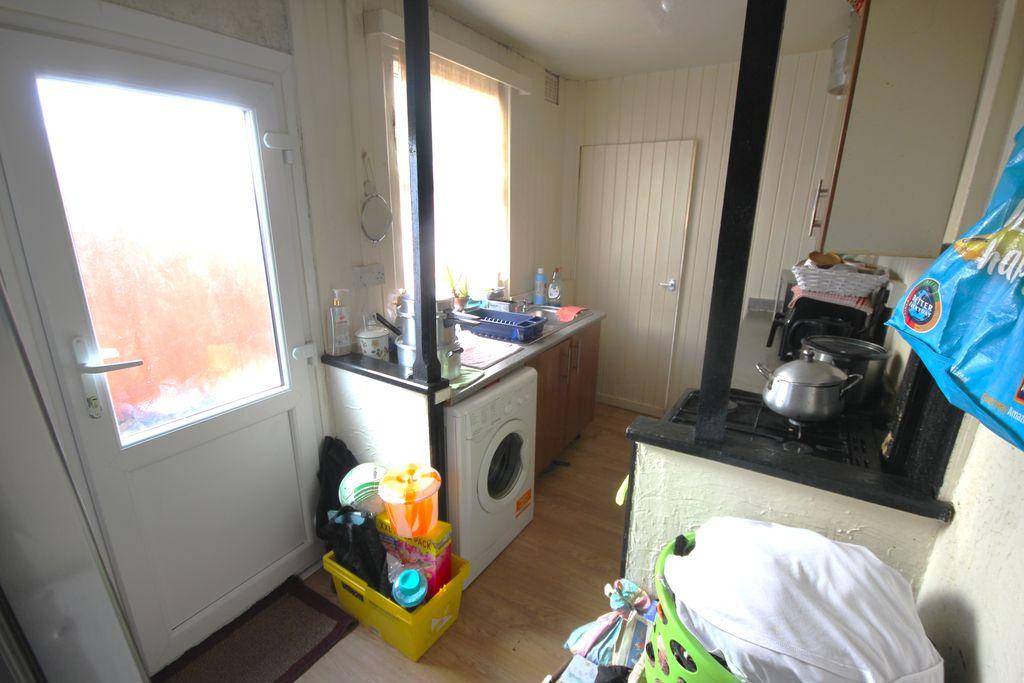 House in Birmingham, West Midlands - More