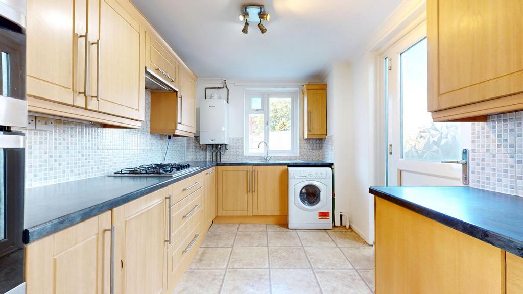 House in London, Harold Hill - More