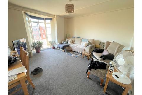 Flat for sale, St. Johns Court, Finchley Road, Hampstead, NW3 6LL