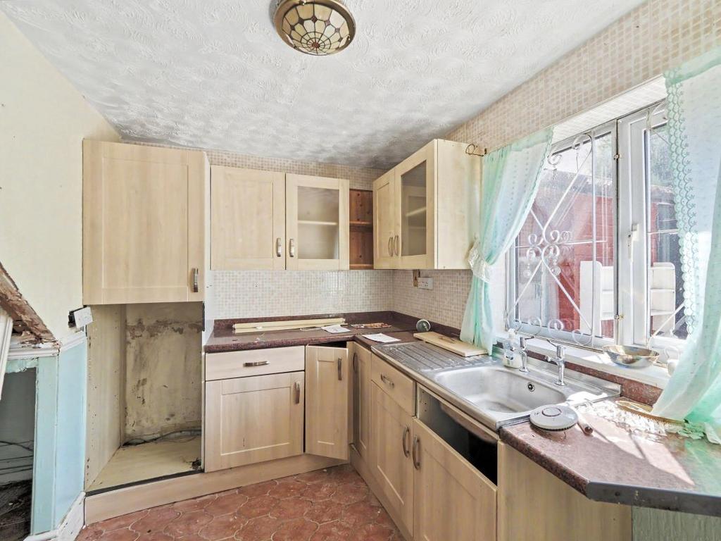 House in Nottingham - More