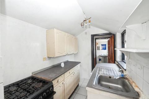 2 bedroom end of terrace house for sale, 5 Park Road, Orpington, BR5 4AS