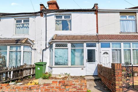 3 bedroom terraced house for sale, 52 Winchester Road, Southampton, SO16 6UL
