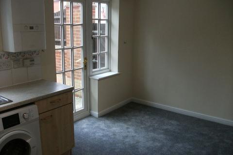 2 bedroom terraced house to rent, TWO BED HOUSE WITH GARAGE ON LADYGROVE