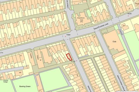 Land for sale, Land with Outbuilding to the Rear of 42 Smawthorne Lane, Castleford, WF10 4EN