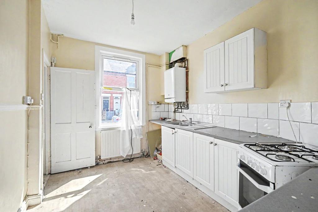 House in Nottingham, Highbury Vale - More