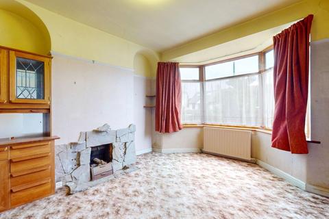 3 bedroom end of terrace house for sale, 24 Dunkery Road, Mottingham, SE9 4HZ