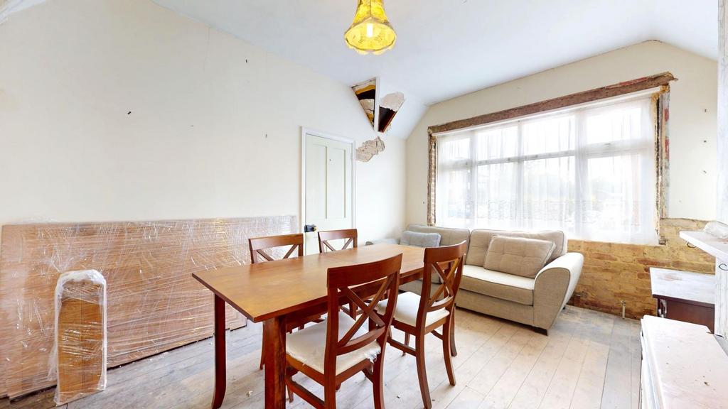 House in Ashford, Repton Park South, Repton Manor - View 4
