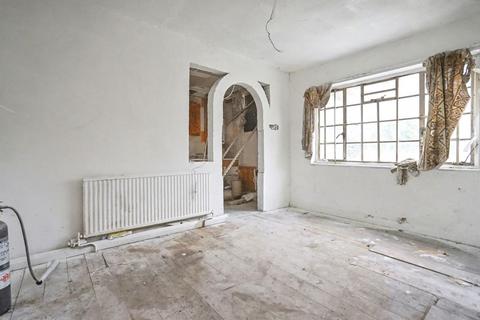 undefined, 4 Berkshire Way, Mitcham, CR4 1QT