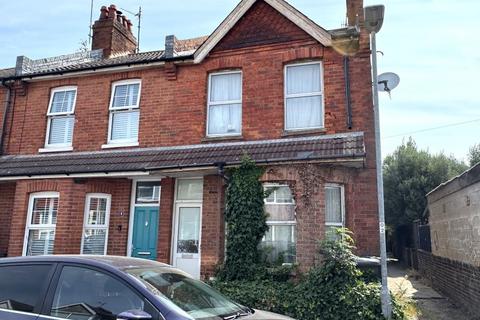 3 bedroom end of terrace house for sale, 4 Avondale Road, Eastbourne, BN22 8JN