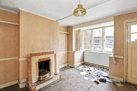 2 bedroom semi-detached house for sale, 72 Spring Rise, Egham, TW20 9PS