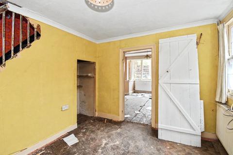 2 bedroom semi-detached house for sale, 72 Spring Rise, Egham, TW20 9PS