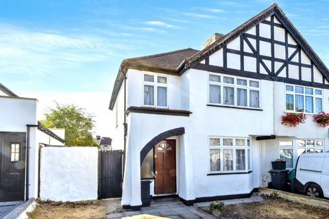 3 bedroom end of terrace house for sale, 6 Ruskin Walk, Bromley, BR2 8EP