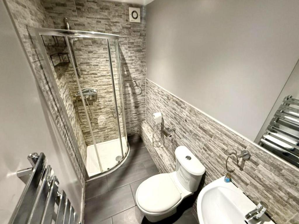 Apartment in Liverpool - View 5