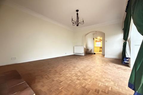 3 bedroom end of terrace house for sale, Ivy House, Mount Street, Diss, IP22 4QG