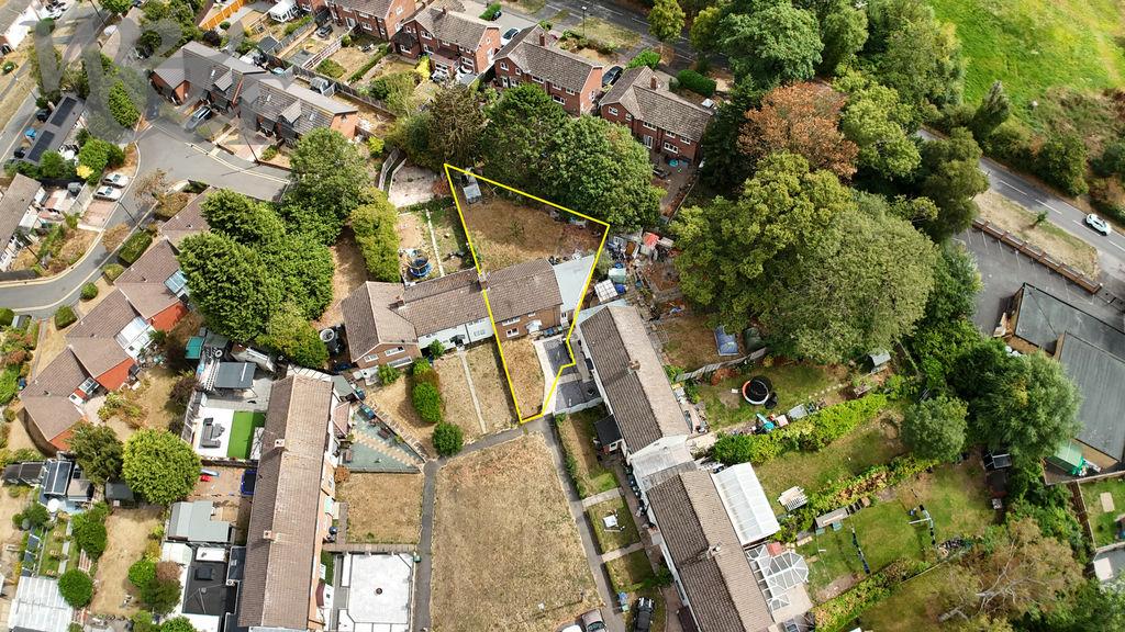 House in Birmingham, Sutton Coldfield - View 2