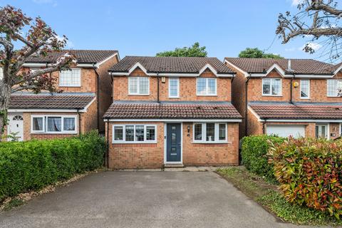 3 bedroom detached house for sale, Redwoods, Row Town KT15