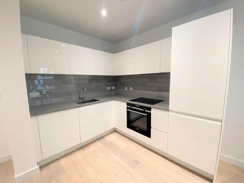House in London - View 2