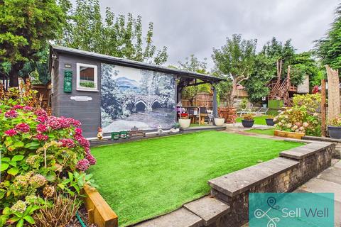 2 bedroom detached bungalow for sale, Norwood Close, Manchester M28