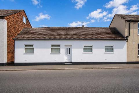 2 bedroom bungalow to rent, New Street, Burntwood WS7