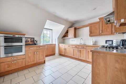 2 bedroom apartment for sale, Marsh Road, Pinner HA5
