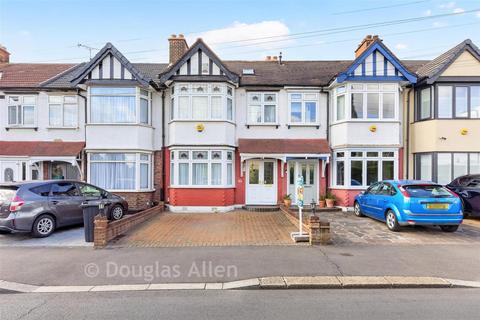 3 bedroom terraced house for sale, Christie Gardens, Chadwell Heath RM6