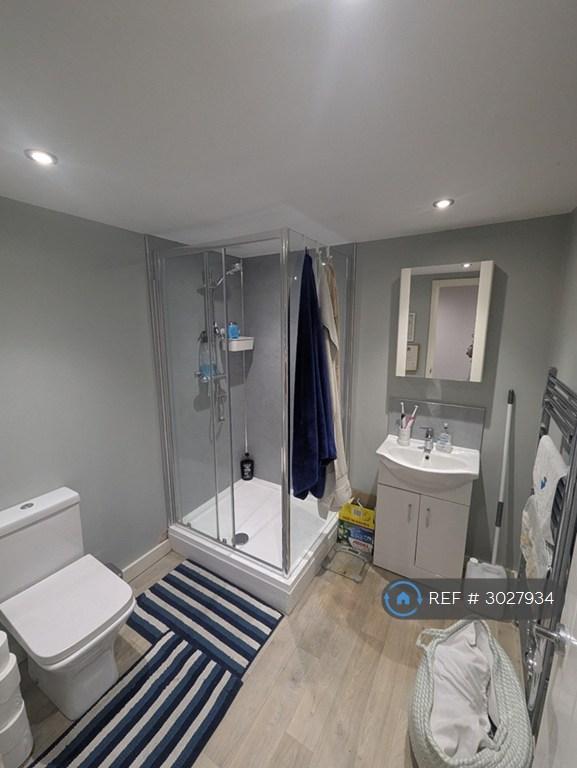 Apartment in Bristol - More