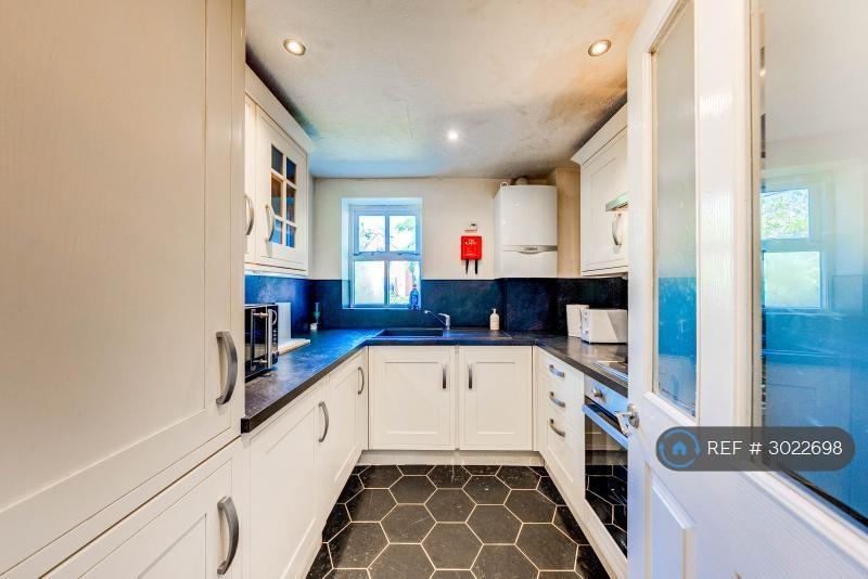 Apartment in London - View 5