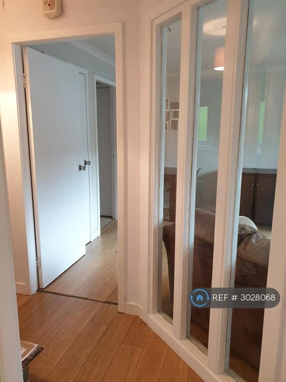 Apartment in Glasgow, Eastpark, North Woodside - View 4