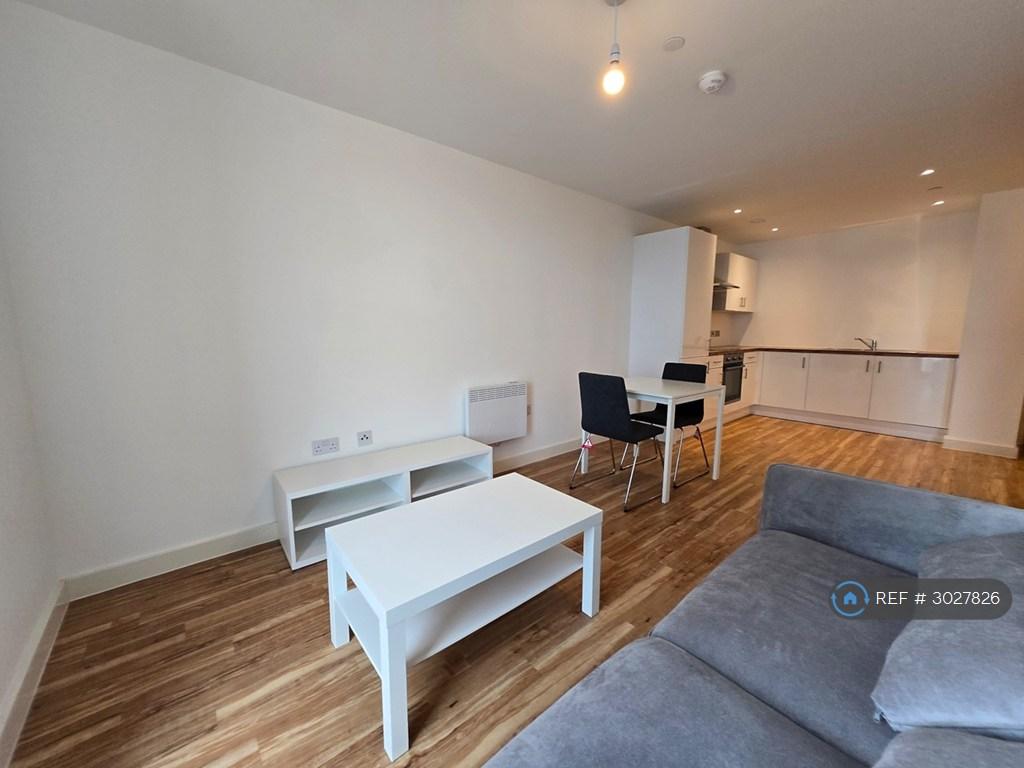 Apartment in Salford, Greater Manchester - View 5