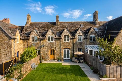 4 bedroom terraced house for sale, Essington, North Tawton, Devon
