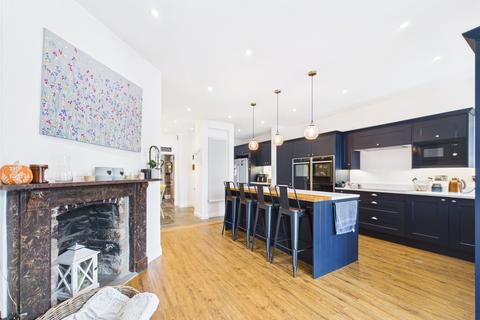 4 bedroom terraced house for sale, Essington, North Tawton, Devon