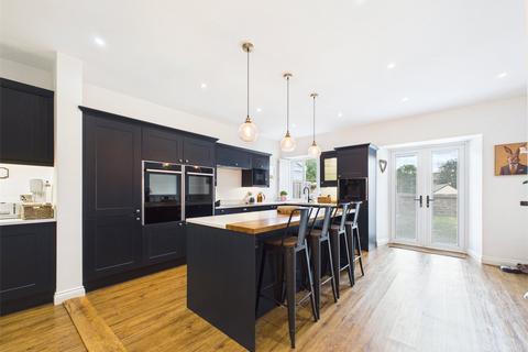 4 bedroom terraced house for sale, Essington, North Tawton, Devon