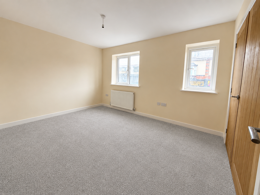 House in Wakefield - View 5